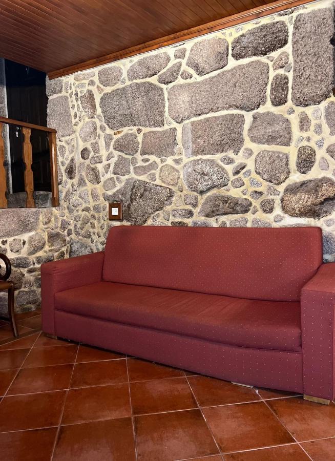 Gasthaus Casa Padre Alexandre Covide Exterior foto