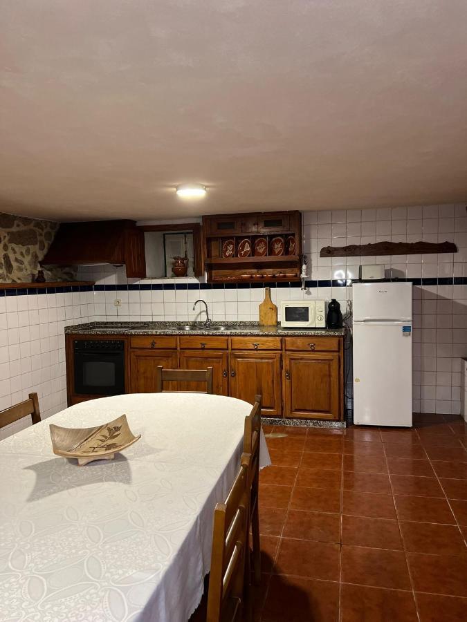 Gasthaus Casa Padre Alexandre Covide Exterior foto